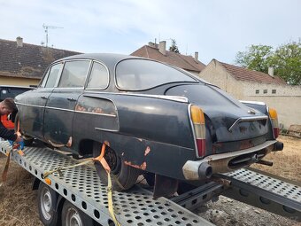 Tatra 603 - 9