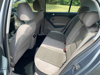 VW Golf 6 1.2 TSI 77kw,2.maj.naj 129 tis km,serviska. - 9
