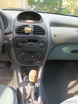 Peugeot 206 1.4i - 9