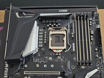 MSI MPG Z390 GAMING PRO CARBON - 9