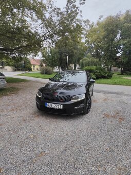 Škoda Octavia VRS III - 9