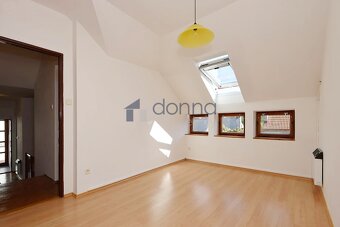 Pronájem RD 5+1/T, 252m², ul. Nad Šejdrem, Praha 4 - Libuš,  - 9