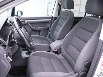 Volkswagen Touran 2,0 TDI 103kW 7-Míst Panorama (2013) - 9