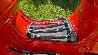 Vespa GTS 300 HPE - Bohatá cestovatelská výbava - 9