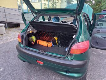Peugeot 206 1.4hdi nafta R.2003 stk 2026/11 - 9