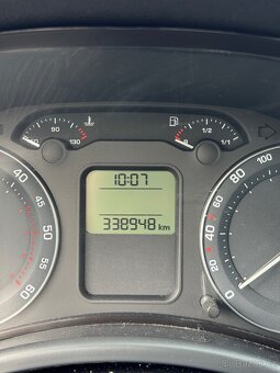 Škoda Octavia 2 1.9TDI 77kW BJB - 9