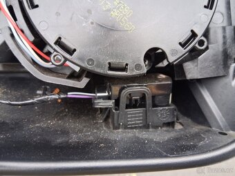 Toyota CHR leve zrcatko - 9