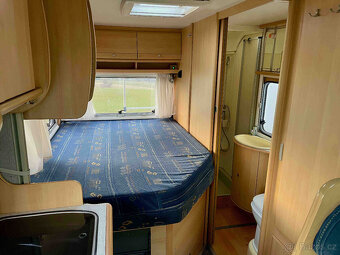 Integrovaný obytný vůz Dethleffs Esprit - 9