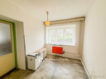 Prodej rodinného domu se dvěmi bytovými jednotkami, 246 m2 - - 9