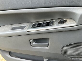 Jeep Grand Cheerokee 3.7 Laredo wk - 9