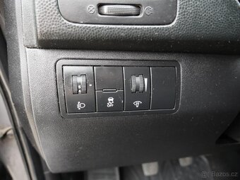 Hyundai Ix20 1.6CVVT , 91 kW benzín, 2012 - 9