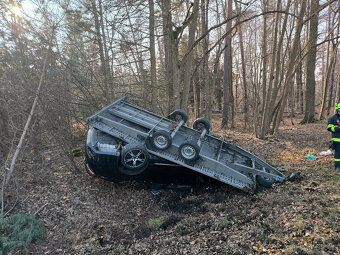 Hyundai Genesis 3,8 HTRAC SLEVA 2 kusy za půlku jednoho - 9