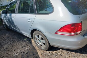 vwGolfV variant 1,9tdi 77kw STK do 2027 210000km - 9