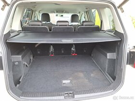 Volkswagen Touran 2.0TDI DSG 103tKM - 9
