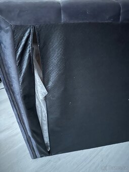 Čalouněná velvet postel 160x200 cm Westwing - 9