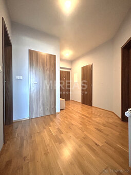 Nymburk, pronájem bytu 3+kk, 72 m2, + garážové stání,  okr.  - 9