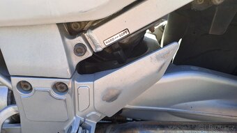 Yamaha FJR 1300 A - 9