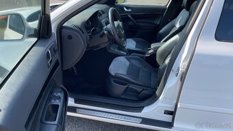ŠKODA OCTAVIA 2.0TDi RS 125kW DSG 1.MAJITEL - 9