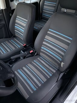 Volkswagen Caddy 1.6 MPI 75 kW - 7 MÍST - 12/2011 - 9