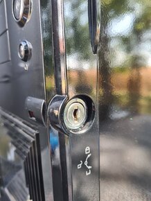 PC skříň Thermaltake soprano DX - 9