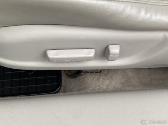Honda Accord 2.2i-DTEC , 110 kW nafta, 2010 - 9