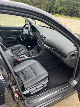 BMW e39 523i - 9