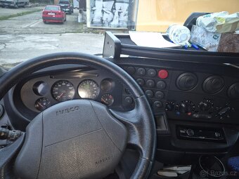 Irisbus Iveco Daily 19+1+1 3.0 hpi kolečkový tachograf - 9