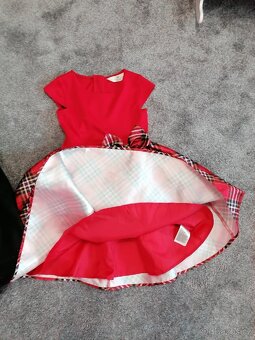 Dívčí, sváteční šaty vel. 122-128 zn. HaM - 9