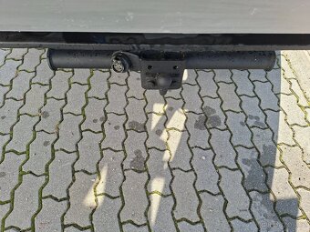 Ford Transit 2,2D- 92KW -7mist - 3stranný vyklapeč - 9