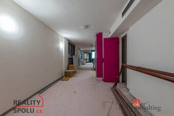 Pronájem, komerční/obchodní prostory, 354 m2, Sedláčkova 173 - 9