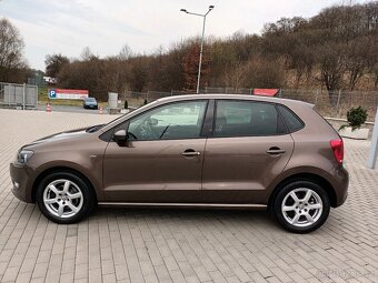Volkswagen Polo 1,2 TSI TREND,SERVISKA,VÝHŘEV - 9