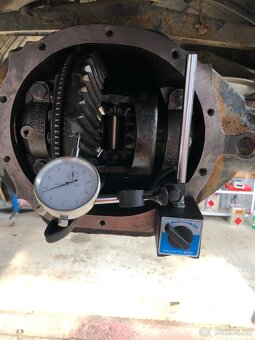 Jeep Cherokee 2.8 CRD - 9