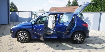 Peugeot 206 1,1i - 44kw. COLORL - STK do 5/2027 - 60 700km - 9