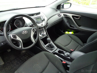 HYUNDAI ELANTRA 1.6i KOUPENO ČR,1.MAJITEL - 9