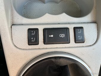 Škoda Roomster 1.4i - 9