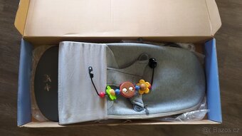 BabyBjörn lehátko Jersey Soft Collection + hrací hrazdička - 9
