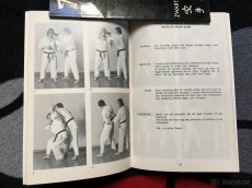 Sada 4 brožur o Ju-Jitsu plných obrázků a fotek - 9