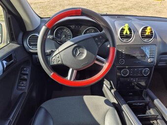 PRODÁM Mercedes-Benz Třídy M 320CDI 165KW - XEN,KŮŽE,TAŽNÝ - 9