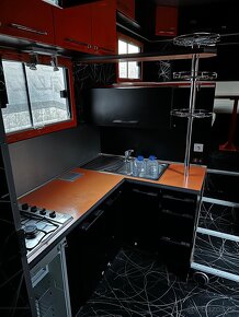 Obytný kamion - 9