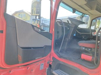 VOLVO FH 500 6X4 - 9