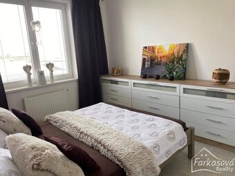 Pronájem moderně zařízeného bytu 2+kk na ul. Novosadský dvůr - 9