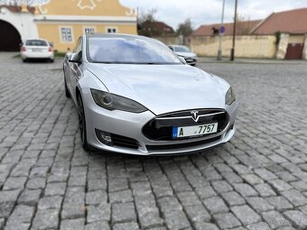 Tesla Model S, 85 Free Supercharge CCS SOH 89% - 9