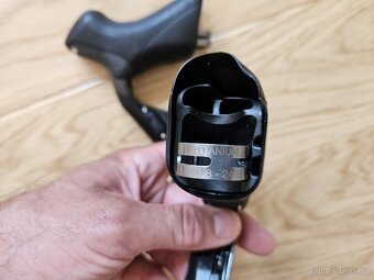Páky DuraAce Di2 7970 - 9