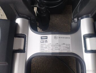 Držák na 2 kola na tažné Thule easyfold XT 933 plus taška - 9
