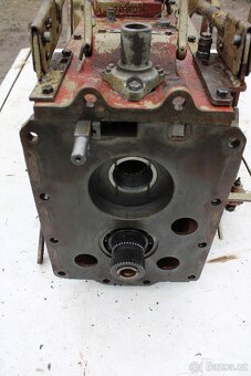 Zetor 6945 převodovka - 9