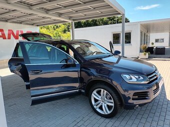 Volkswagen Touareg 3,0 TDI,176KW,NAVI,KŮŽE,PRUŽIN - 9