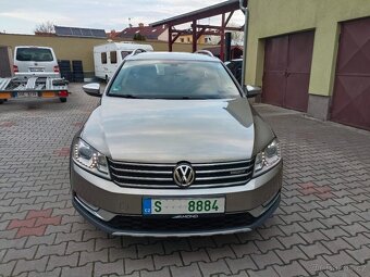 VW Passat B7 Alltrack 2.0 Tdi 125 kW DSG 4x4 combi - 9