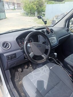 Ford Transit Connect 1.8tdci - 9