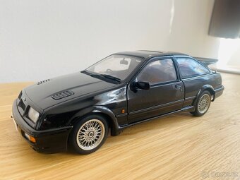 Ford Sierra RS Cosworth 1:18 AUTOart Millennium - 9