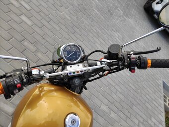 Yamaha xy750 - 9